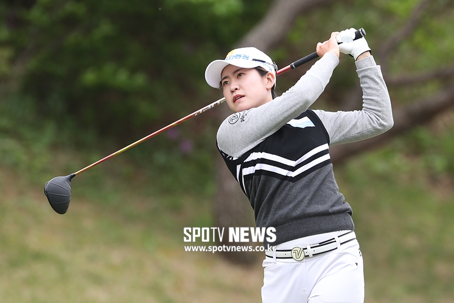[포토S] 박민지, 장하나와 선두 경쟁