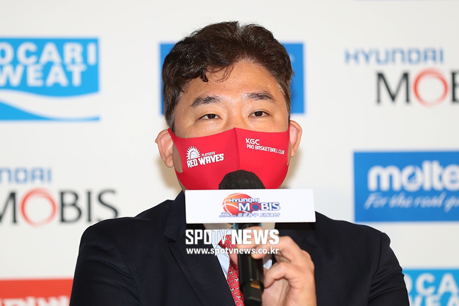 [포토S] 김승기 감독, "챔프전까지 이 분위기 그대로"