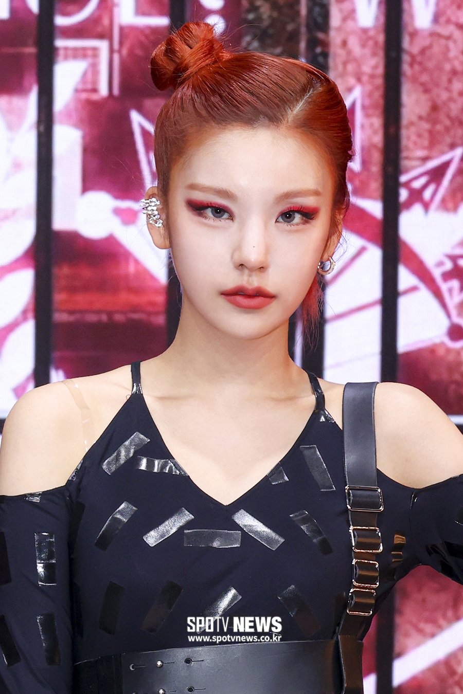 [포토S] 있지 예지, 강렬한 메이크업
