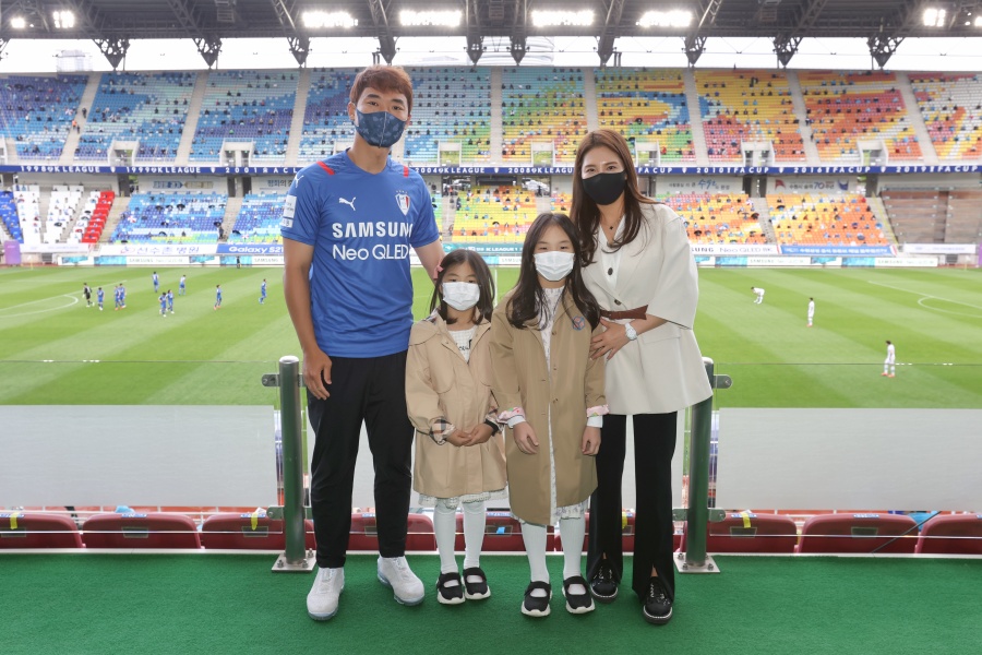 '태극마크 꿈' 이루지 못했지만…신화용, 태극전사 GK 만들기 올인