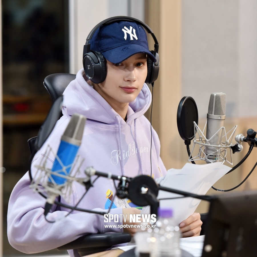 [포토]투모로우바이투게더 휴닝카이 '심쿵하는 눈맞춤'