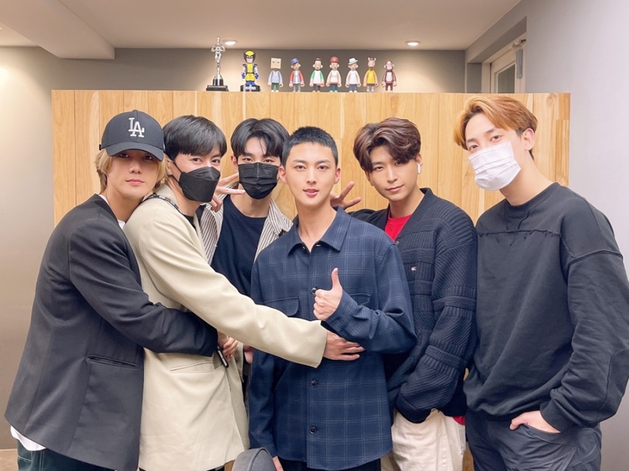 VAV 에이스, 오늘(10일) 입대…"팬들 있어 행복, 성장해 돌아올 것"
