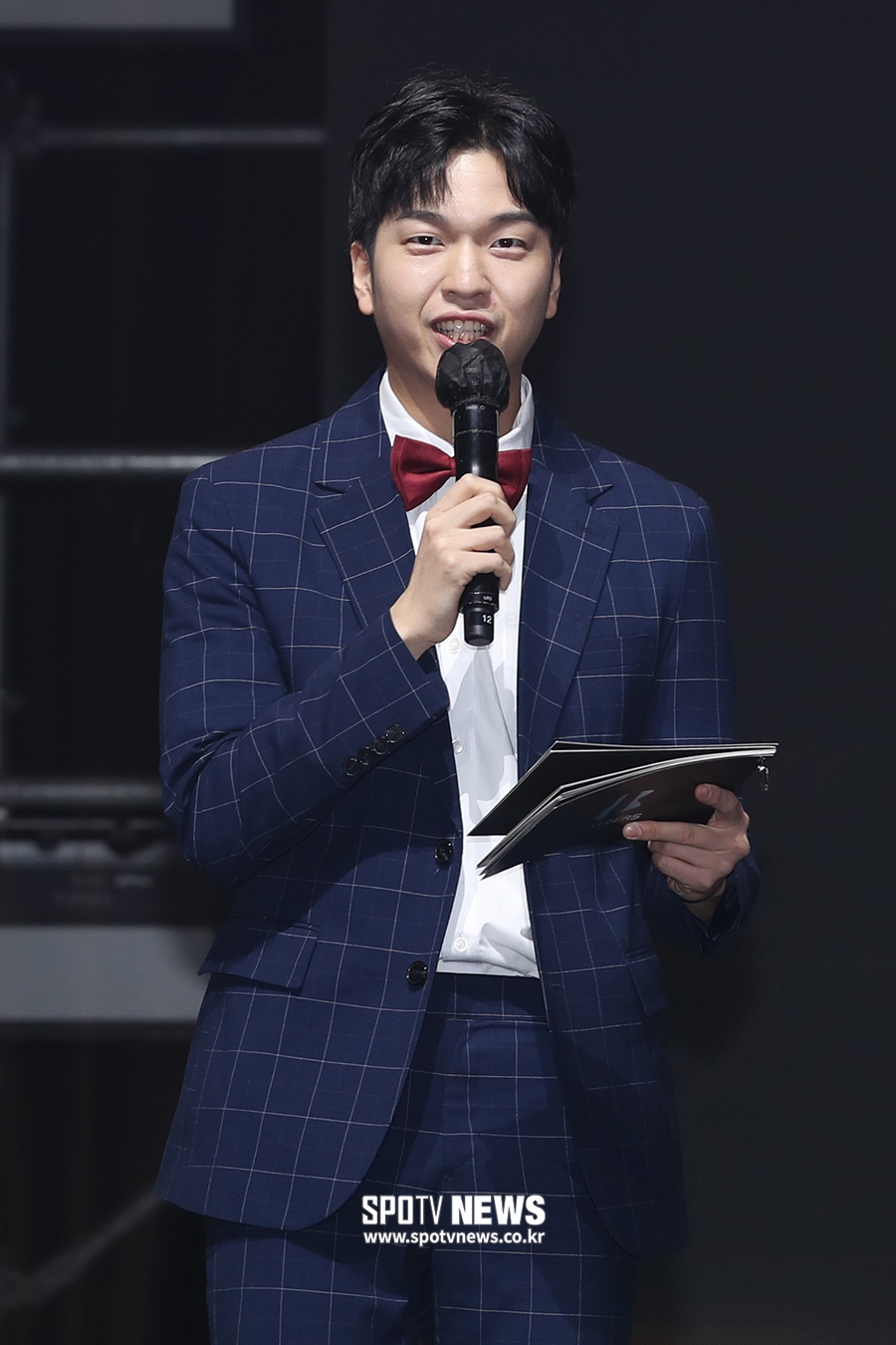 [포토S] 유재필, 블리처스 쇼케이스 MC!