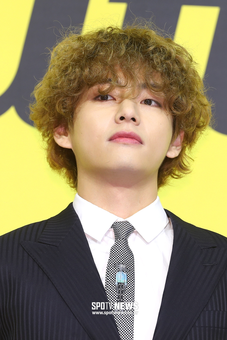 [포토S] 방탄소년단 뷔, 파격 헤어스타일