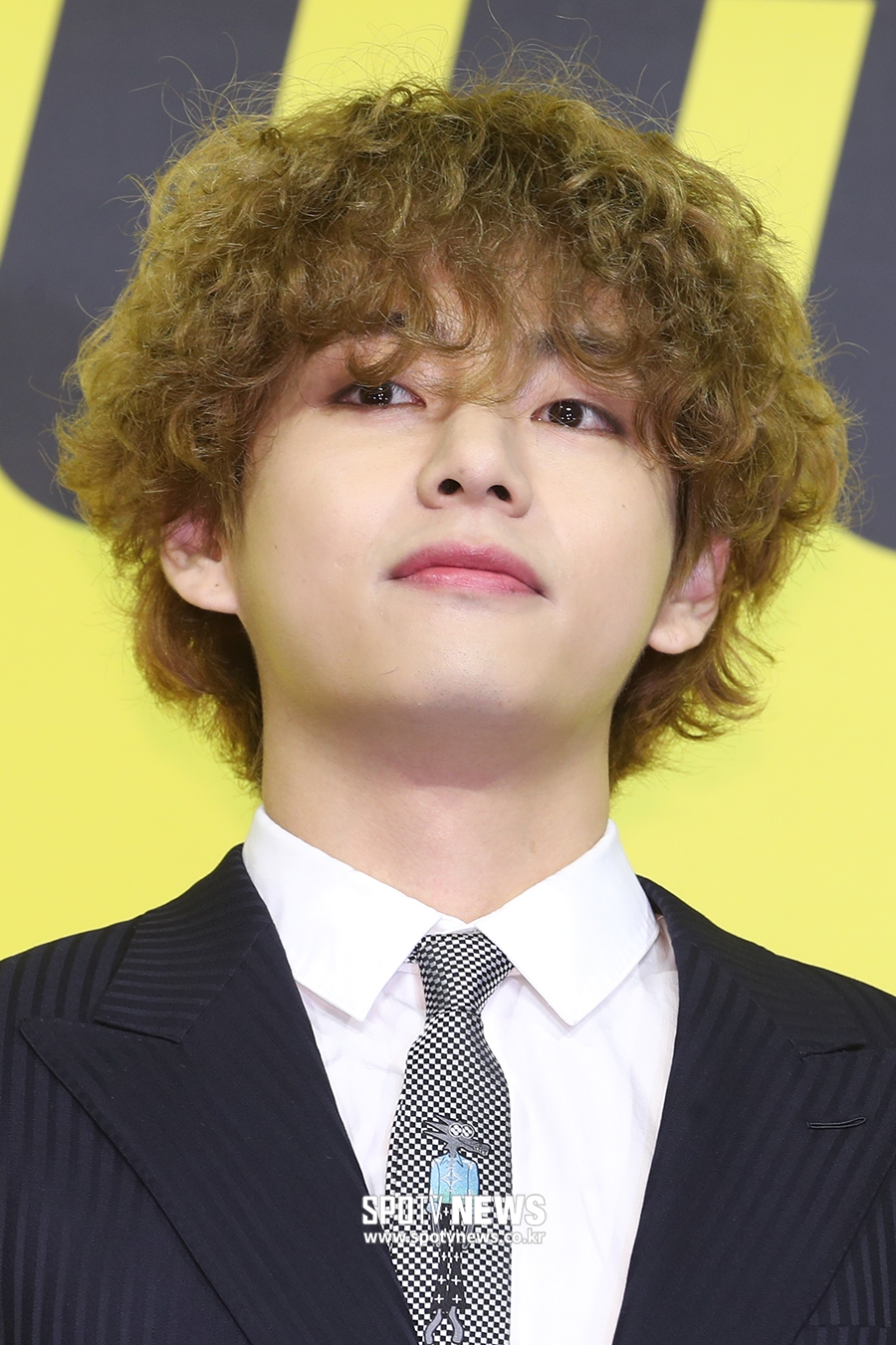 [포토S] 방탄소년단 뷔, 귀여운 밥 아저씨(?)