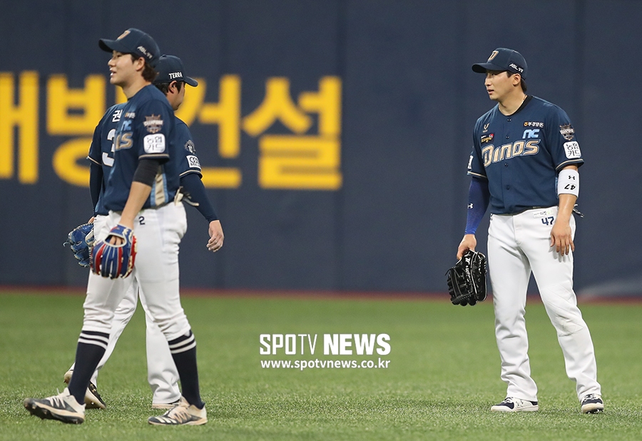 [포토S] 박민우-권희동-나성범, '타구가 애매한 곳에'