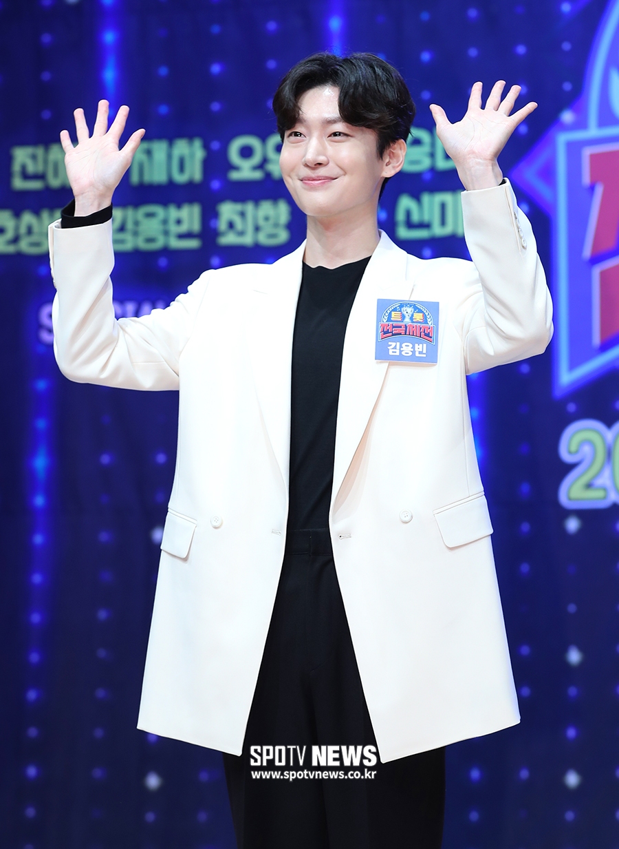 [포토S] 김용빈, 트로트 밀크남
