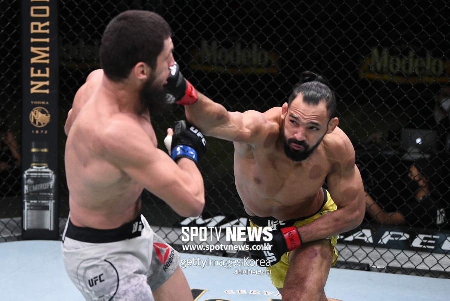나왔다 하면 사건·사고…괴짜 페레이라 UFC 3연승 도전