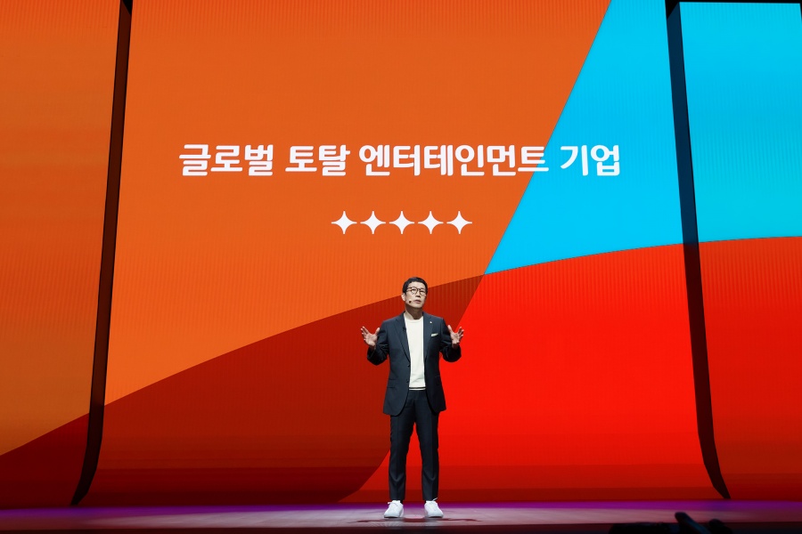 CJ ENM 강호성 대표이사 "5년간 5조 콘텐츠 투자 예정…올해만 8천억"