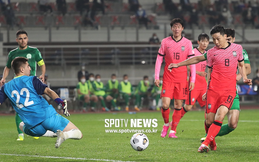 [포토S] 추가골 성공시키는 남태희