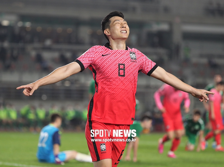 [포토S] 남태희, 전반 종료 직전 득점!
