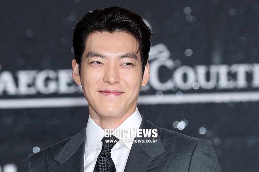 [포토S] 김우빈, 미소 찡긋