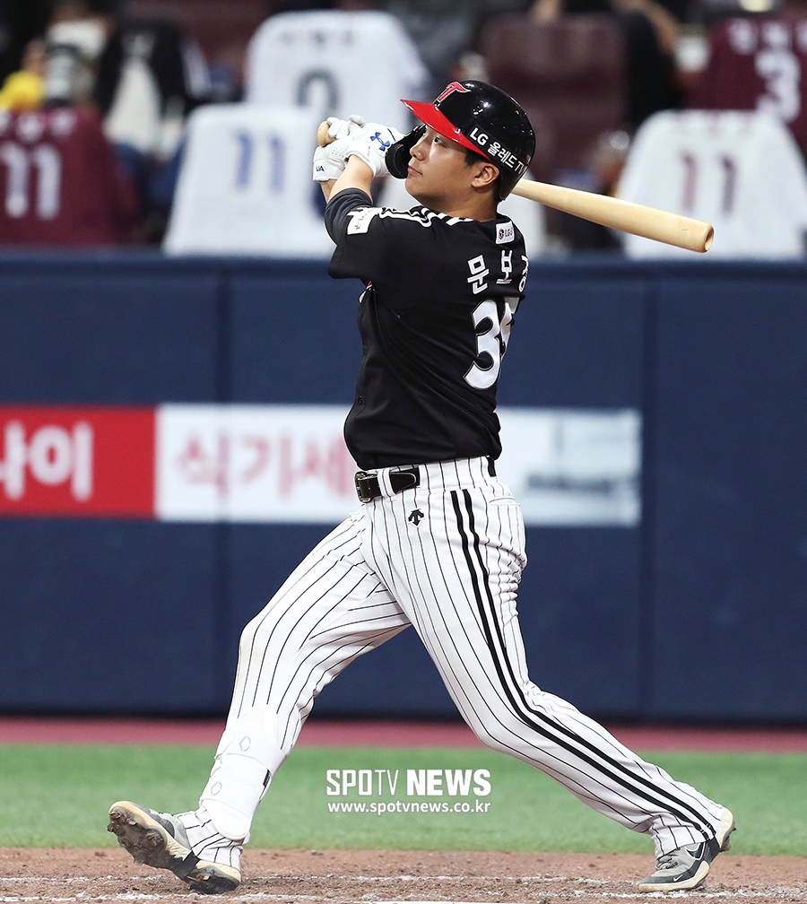 [포토S] 문보경, 단숨에 역전 스리런!