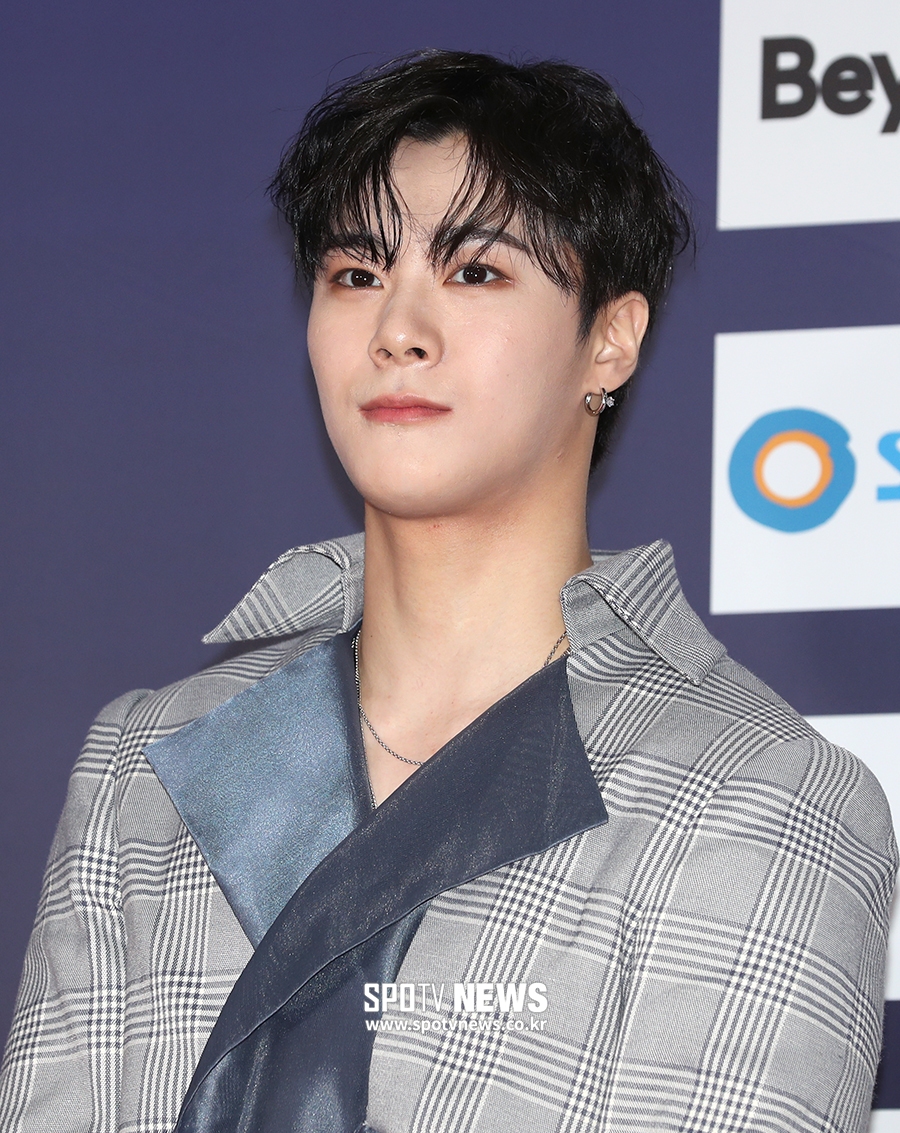 [포토S] 아스트로 문빈, 어깨 깡패