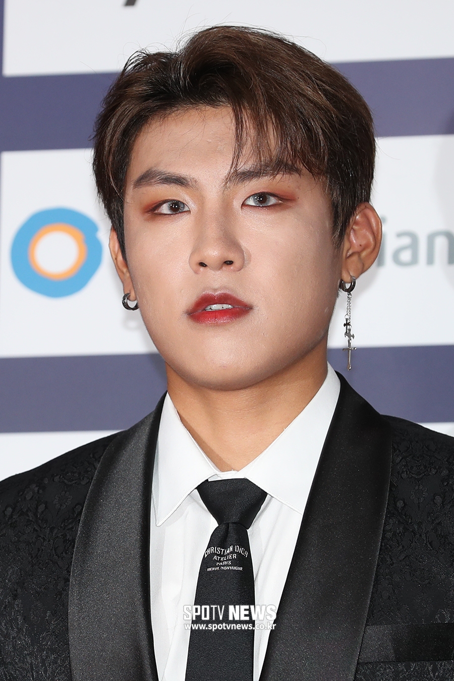 [포토S] 에이비식스 박우진, 강렬한 메이크업