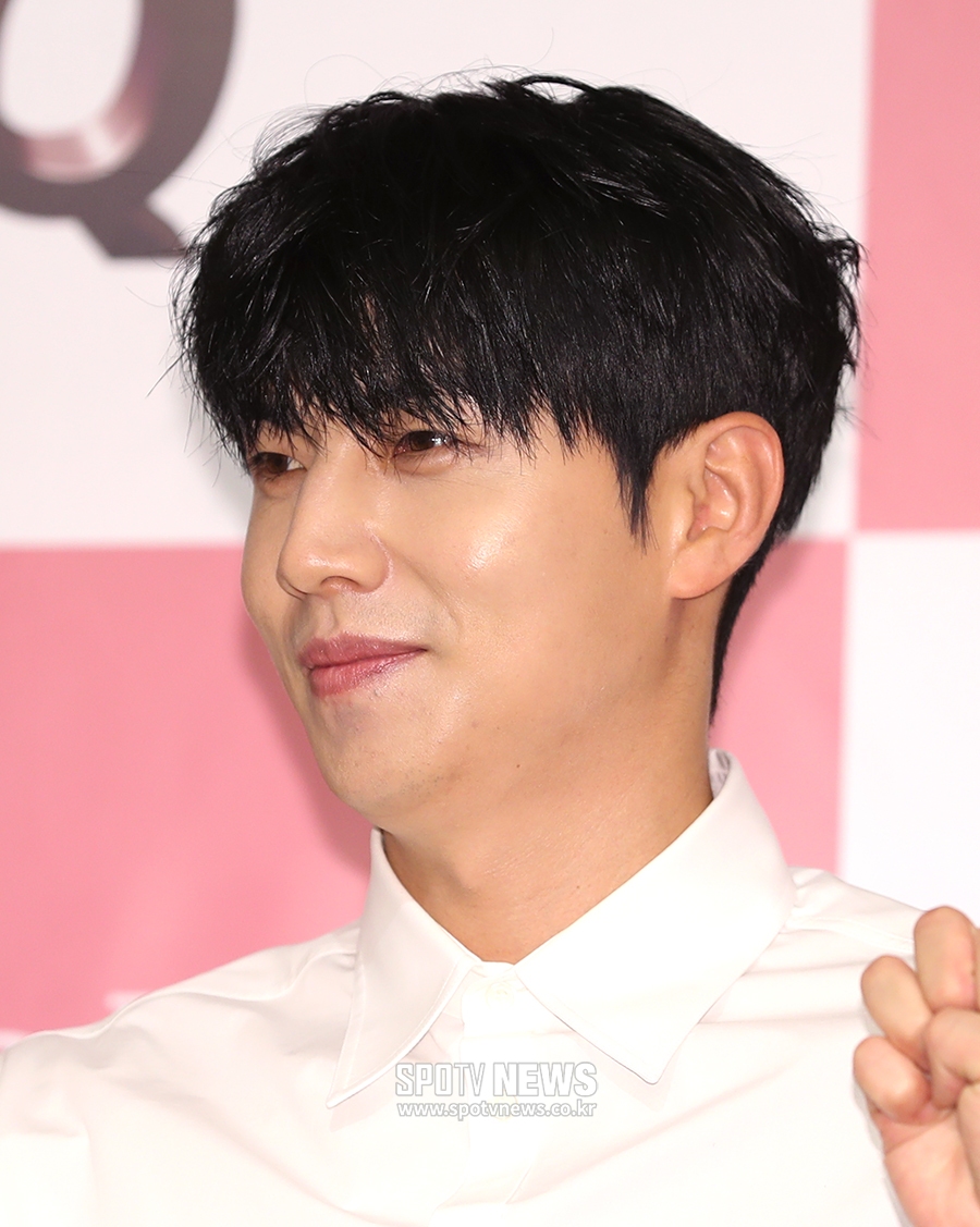 [포토S] 이대형, '연예인 같네'