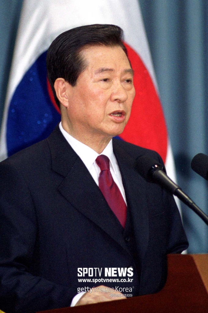 故 김대중 전 대통령 다큐영화 나온다…명필름 제작