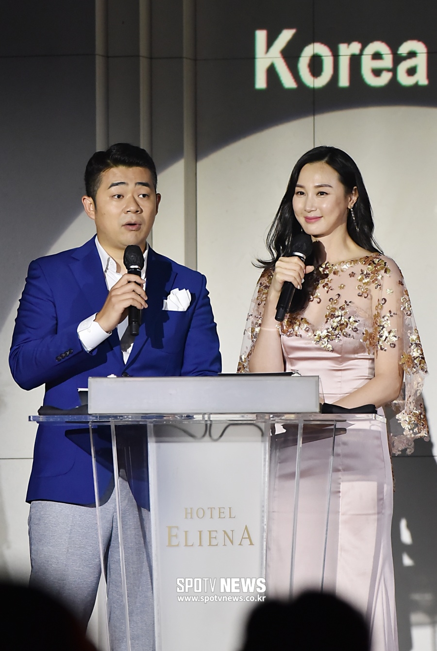 [포토]김기욱-김태연 'K-모델 어워즈, 진행 맡았어요'
