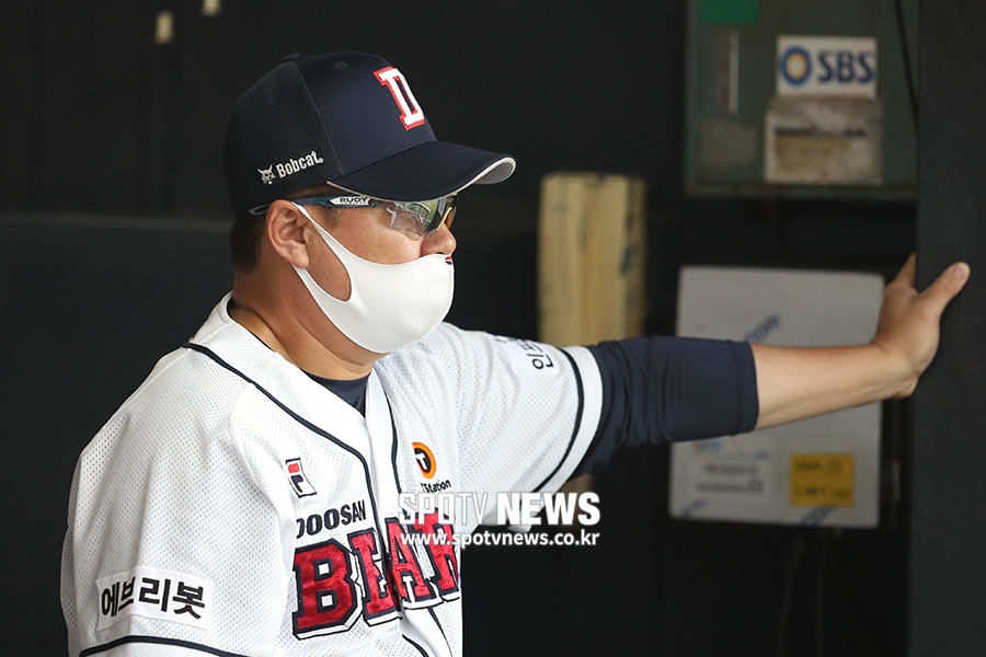 [포토S] 김태형 감독, '고민이 많아'