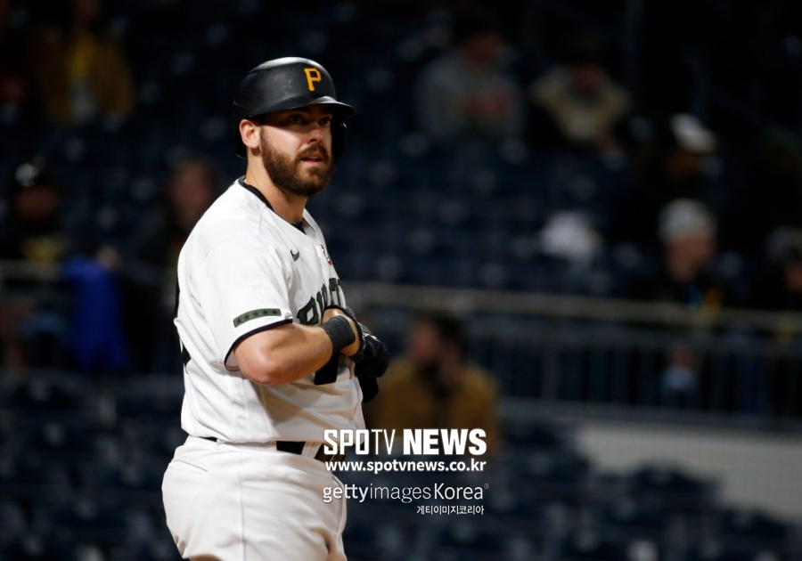 파란만장 MLB 유망주…5월 역대급 실책→6월 방출→7월 키움行