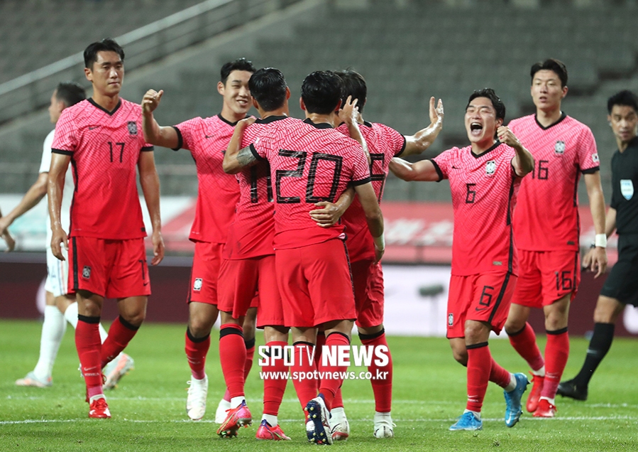 [포토S] 1-0으로 앞서 나가는 한국