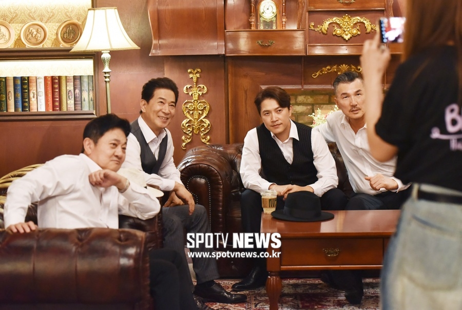 [포토]'야인이즈백'으로 다시 모인 '야인시대' 박준규-박영록-안재모-장세진
