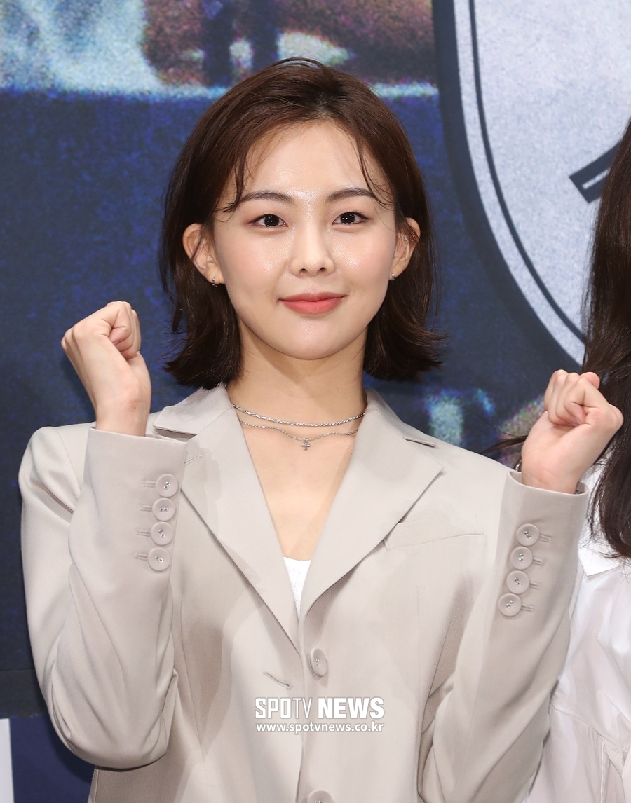 [단독]금새록, 영화 '오픈 더 도어' 출연…대세 행보ing