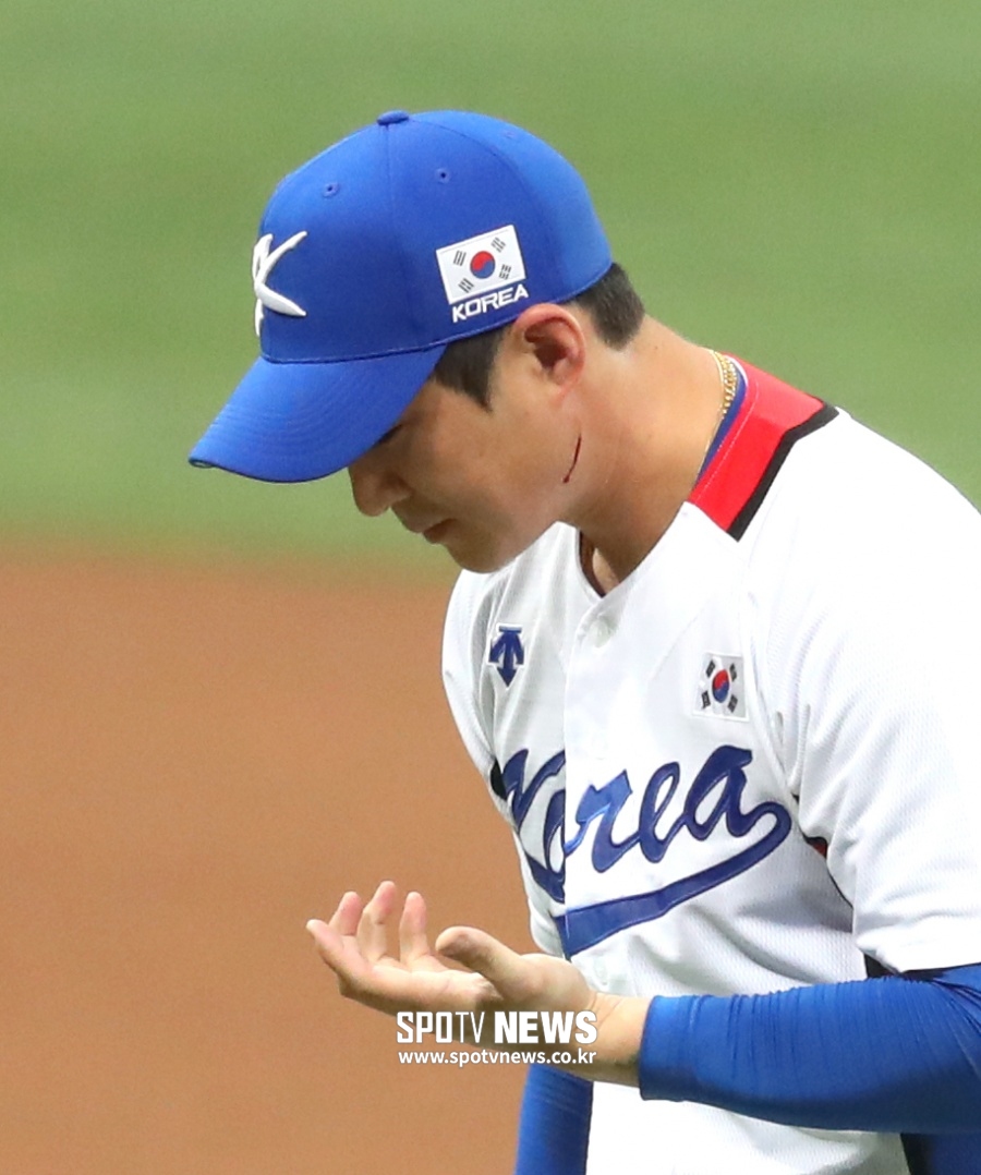 '5바늘 꿰맨' 오지환, 출전 이상 無…허경민도 괜찮다
