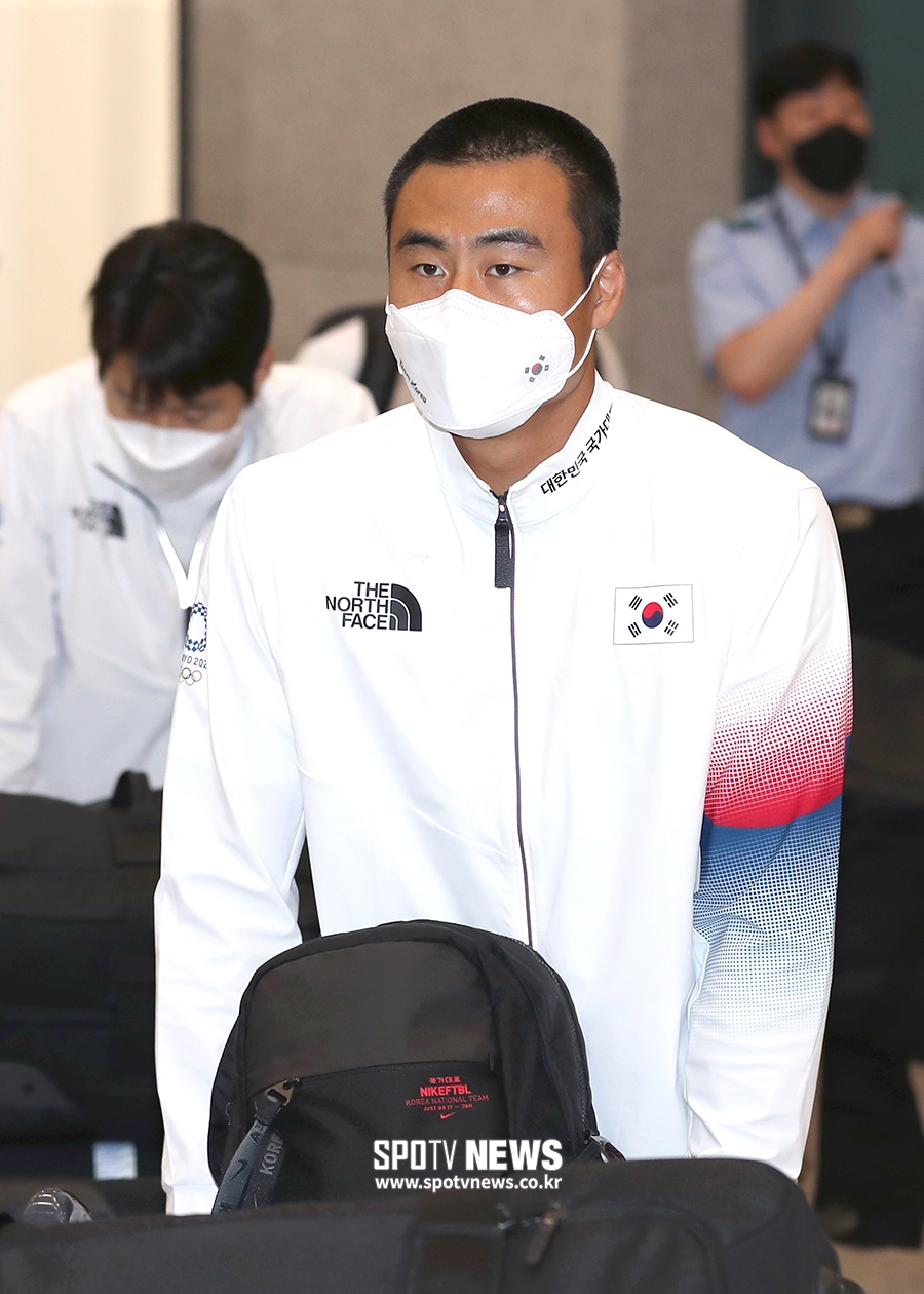 [포토S] 도쿄올림픽 마친 박지수, '다시 부대로'