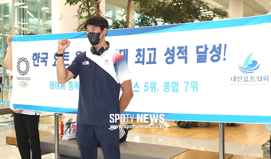 [포토S] 하지민, 한국 요트 역대 최고 성적 달성 후 귀국