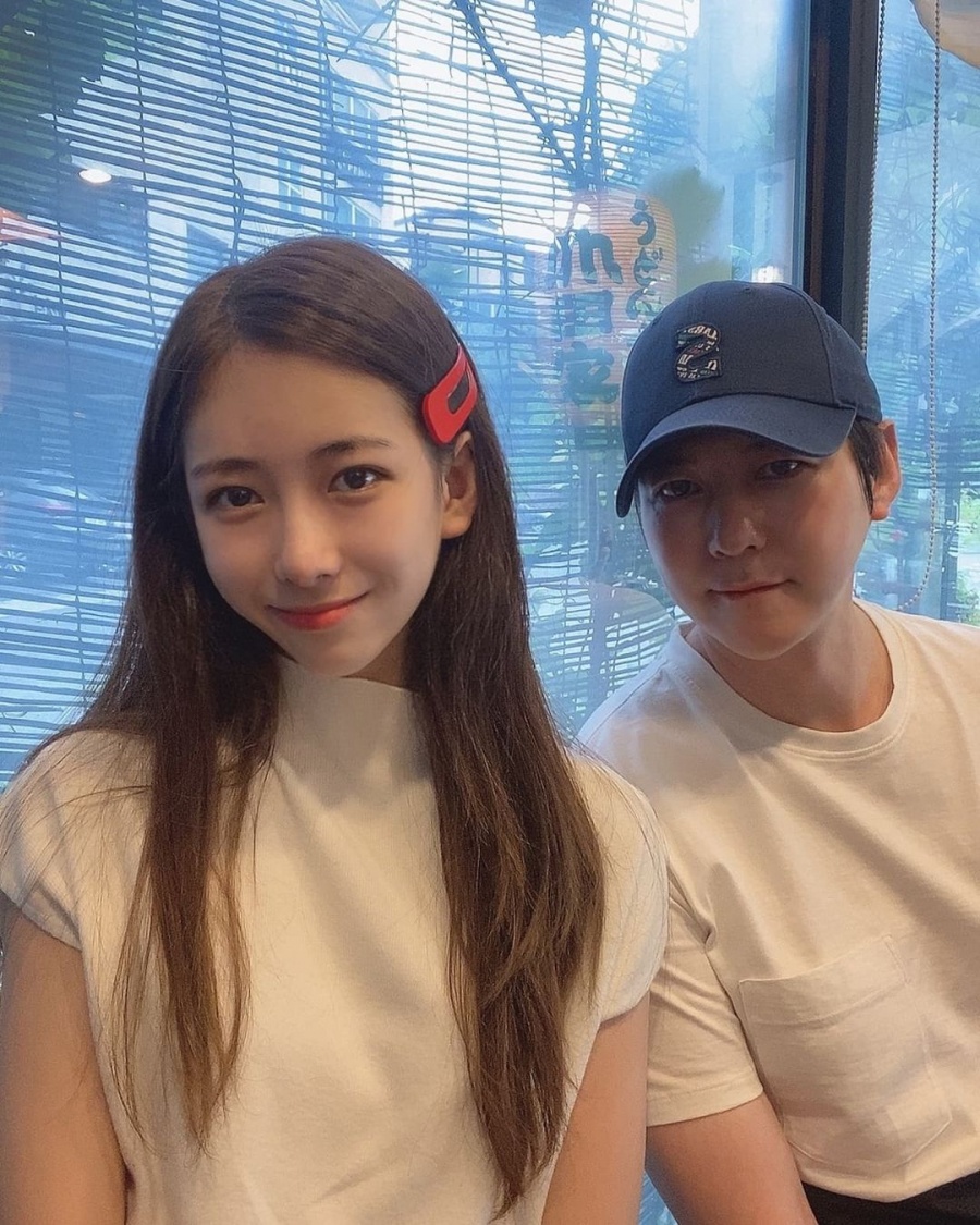 박민하, 박찬민과 남매라 해도 믿겠어…합성 의심되는 신비로운 비주얼