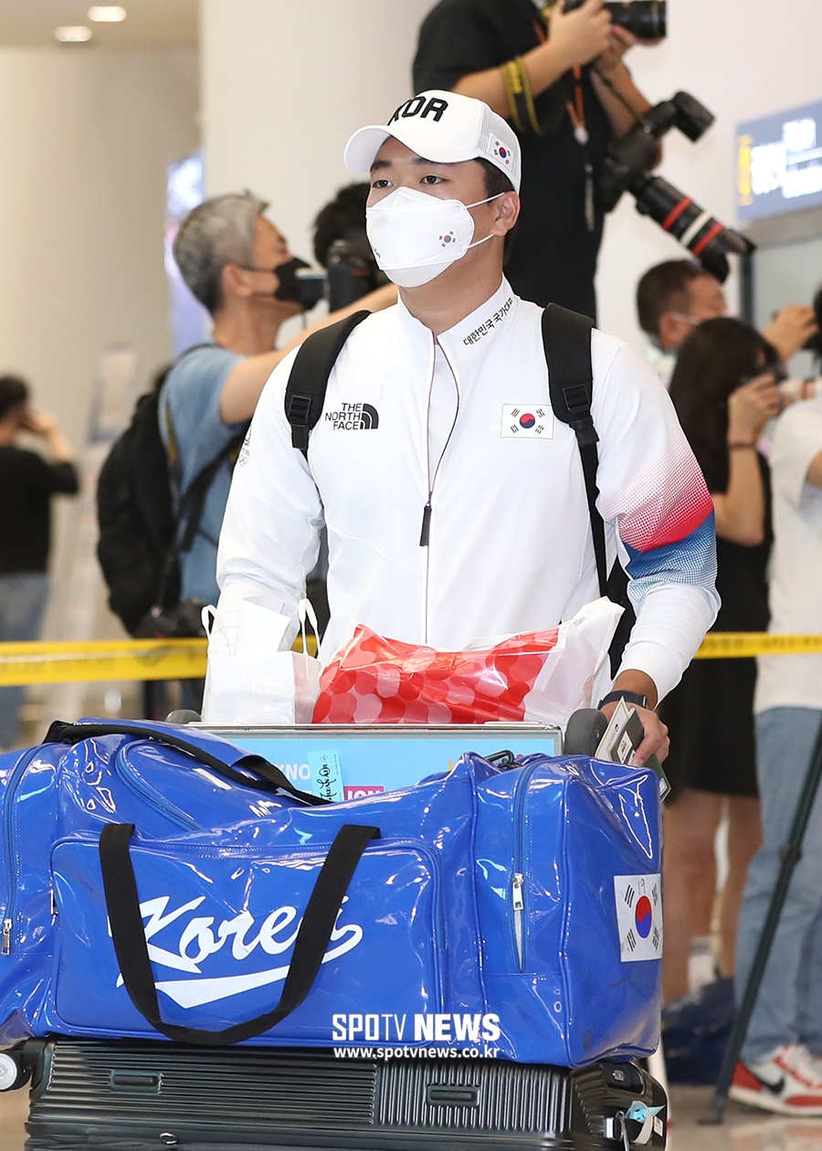 [포토S] 고우석, 도쿄올림픽 마치고 귀국