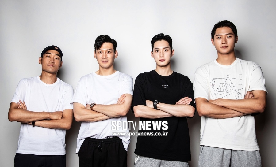 [단독인터뷰]‘금메달 4형제’ 펜싱 어벤져스가 뭉쳤다…“우리 이야기 궁금하시죠?”
