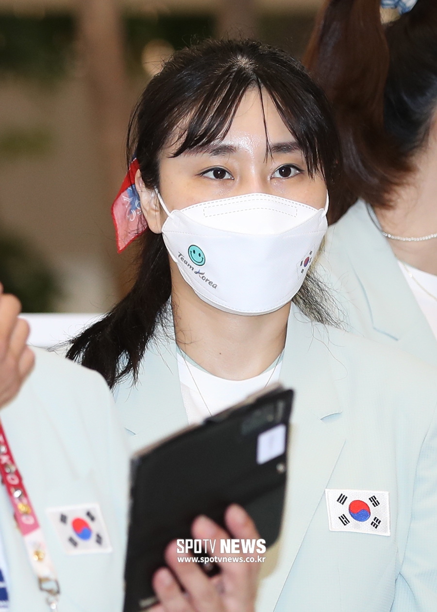 [포토S] 염혜선, '투혼의 토스 올리고 돌아왔어요'