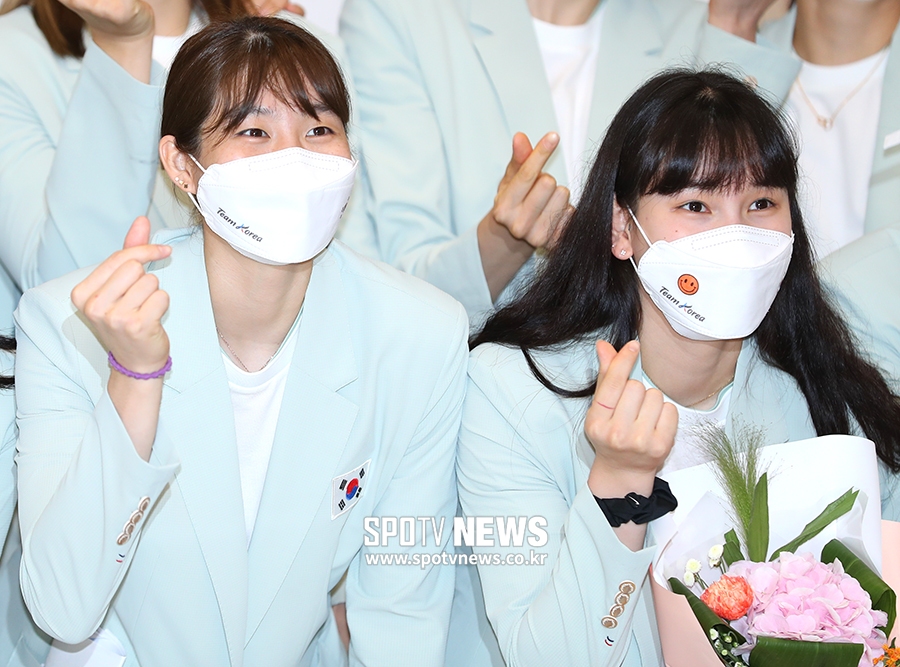 [포토S] 이소영-안혜진, 하트 뿅뿅