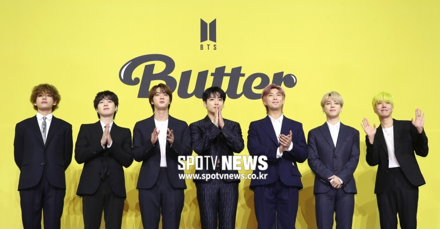 방탄소년단, 코로나19 여파로 월드투어 전면 취소[전문]