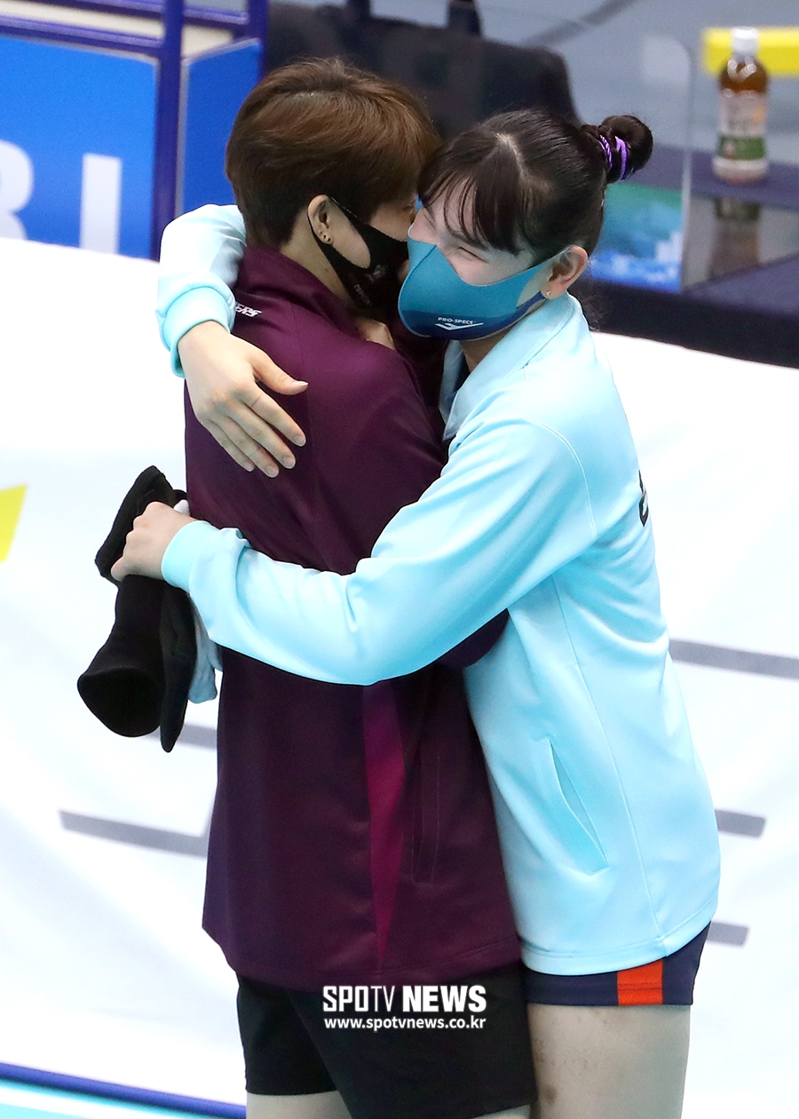 [포토S] 안혜진, '소영 언니 보고싶었어요'