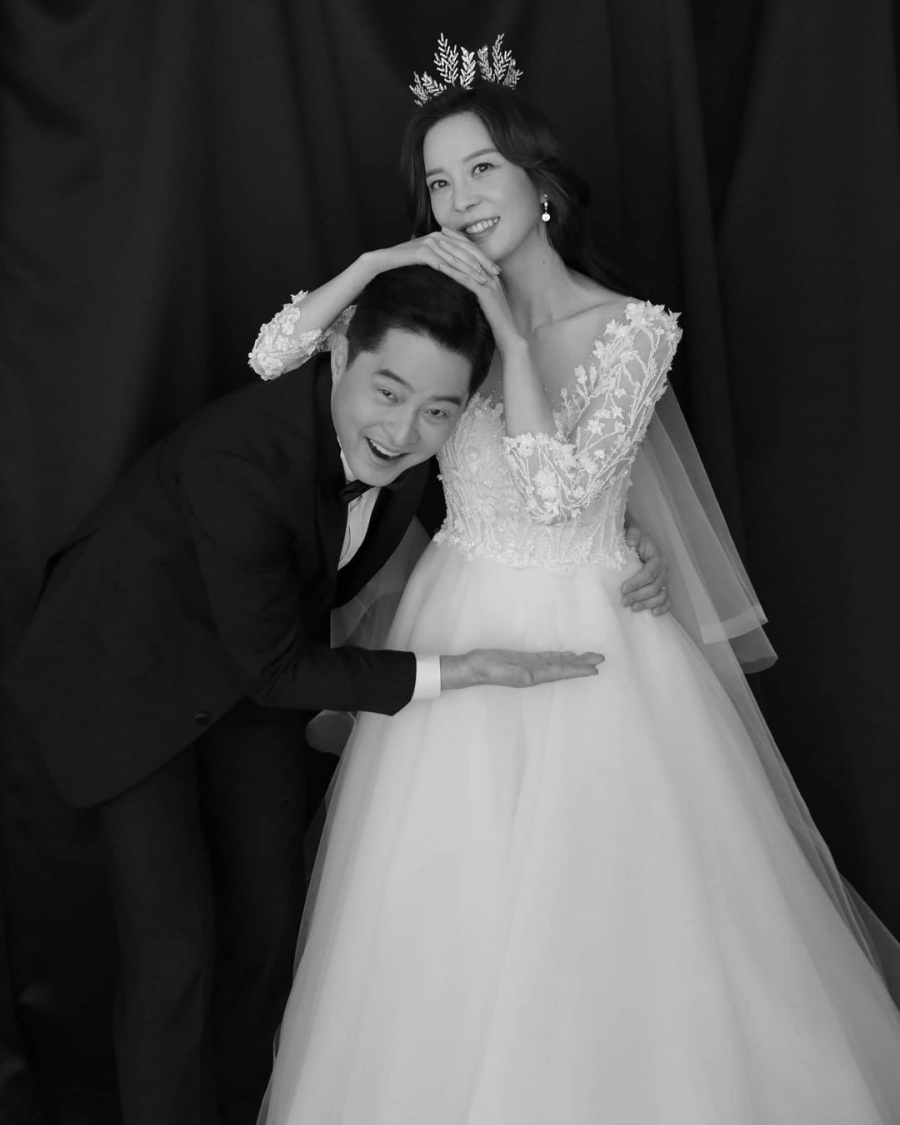 지누, 50살에 늦깎이 아빠됐다…션 "웰컴, 내 조카" 축하