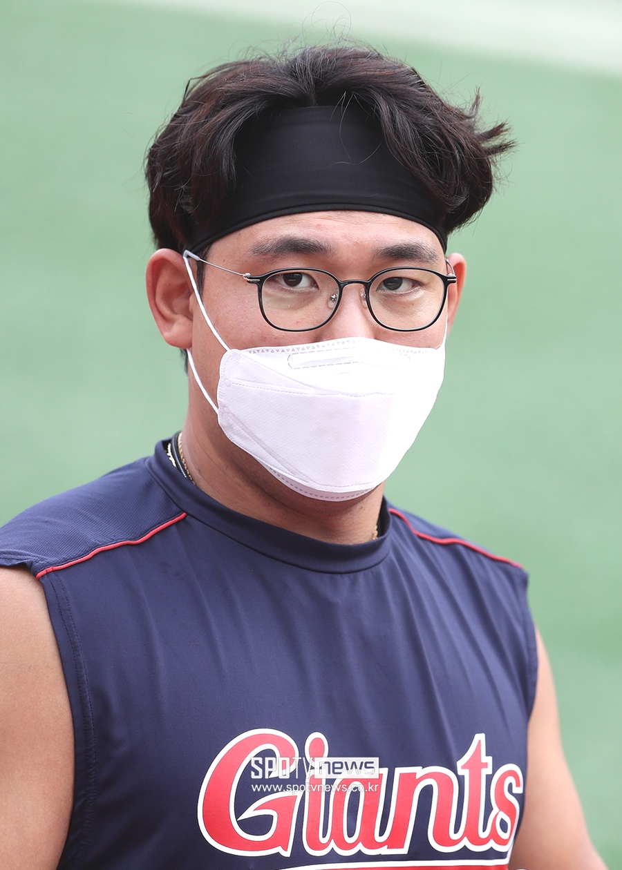 [포토S] 지시완, 안경 끼고 훈련