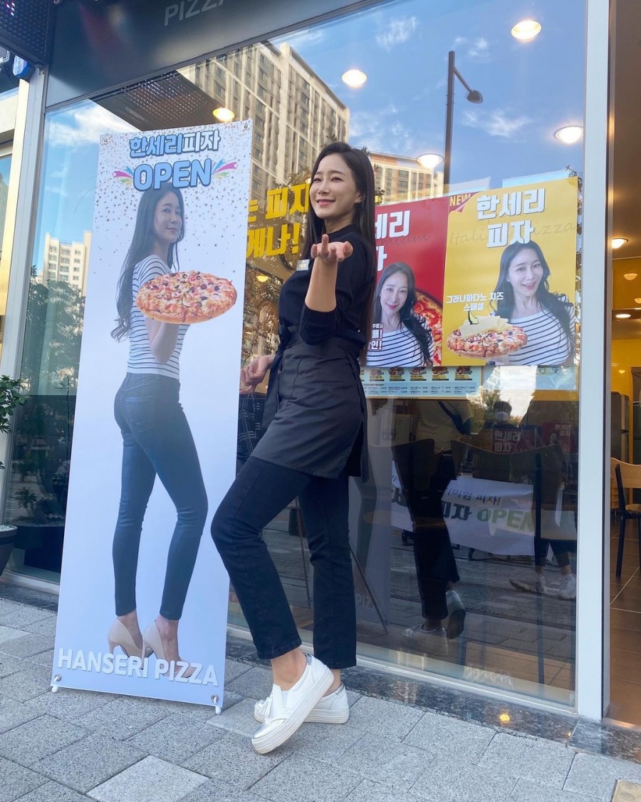 '서프라이즈' 김하영, 설현 안 부러운 화끈한 뒤태…"궁딩이가 좀 작았으면"