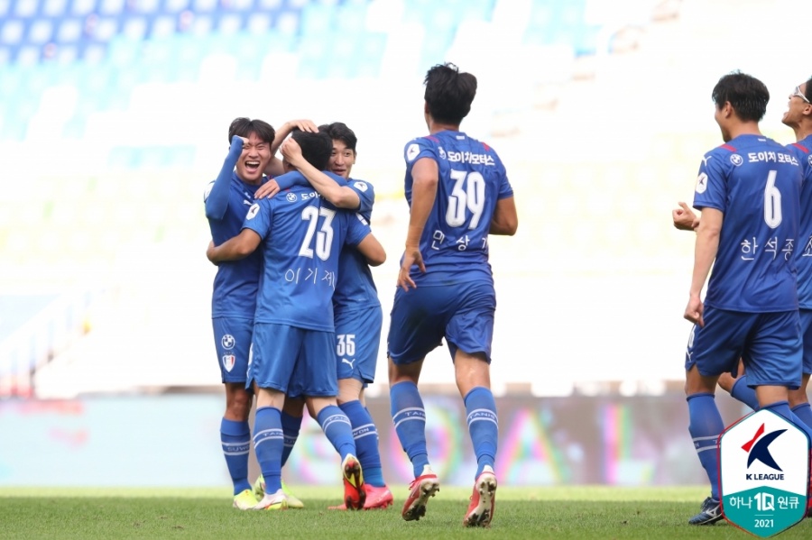 정상빈-이기제 골맛 수원, 강원 3-2로 꺾고 10경기 무승 끊었다