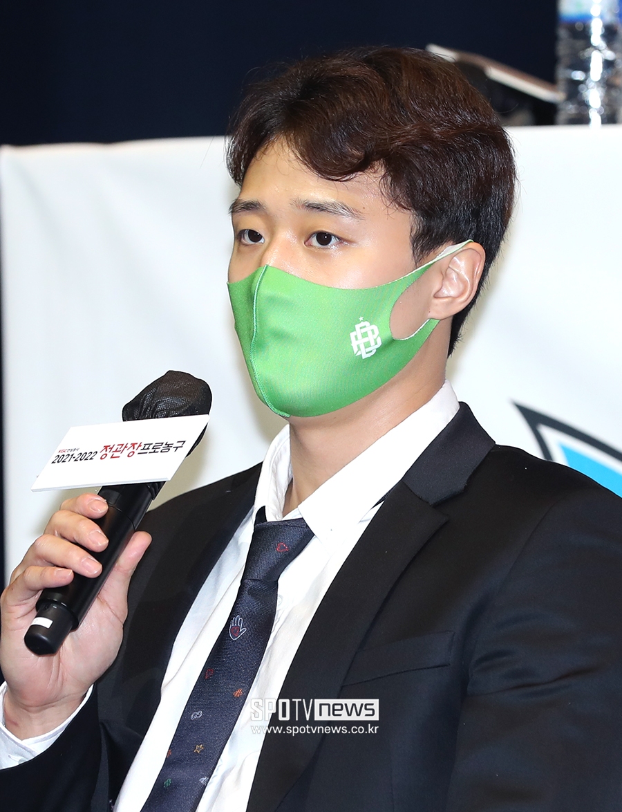 "연예인이라 불린다"…KBL 최고의 스타에게 관심이 집중되는 이유
