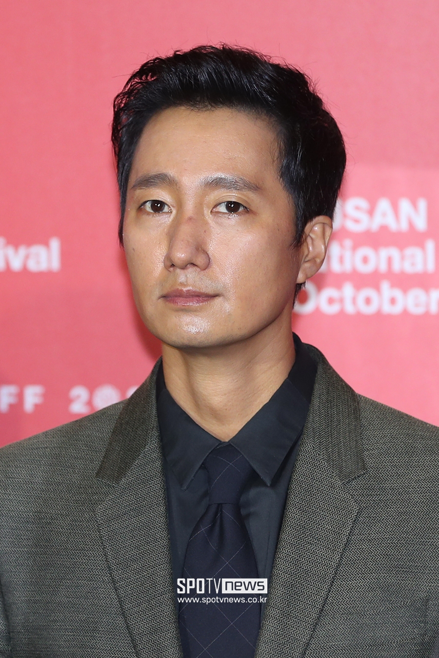 [포토S] 박해일, '부산영화제 개막작으로 인사드립니다'