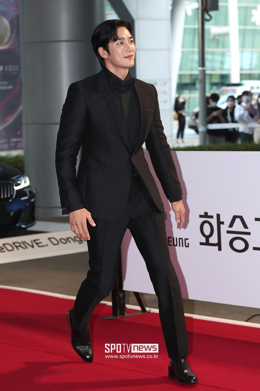 [포토S] 안보현, 올블랙 슈트