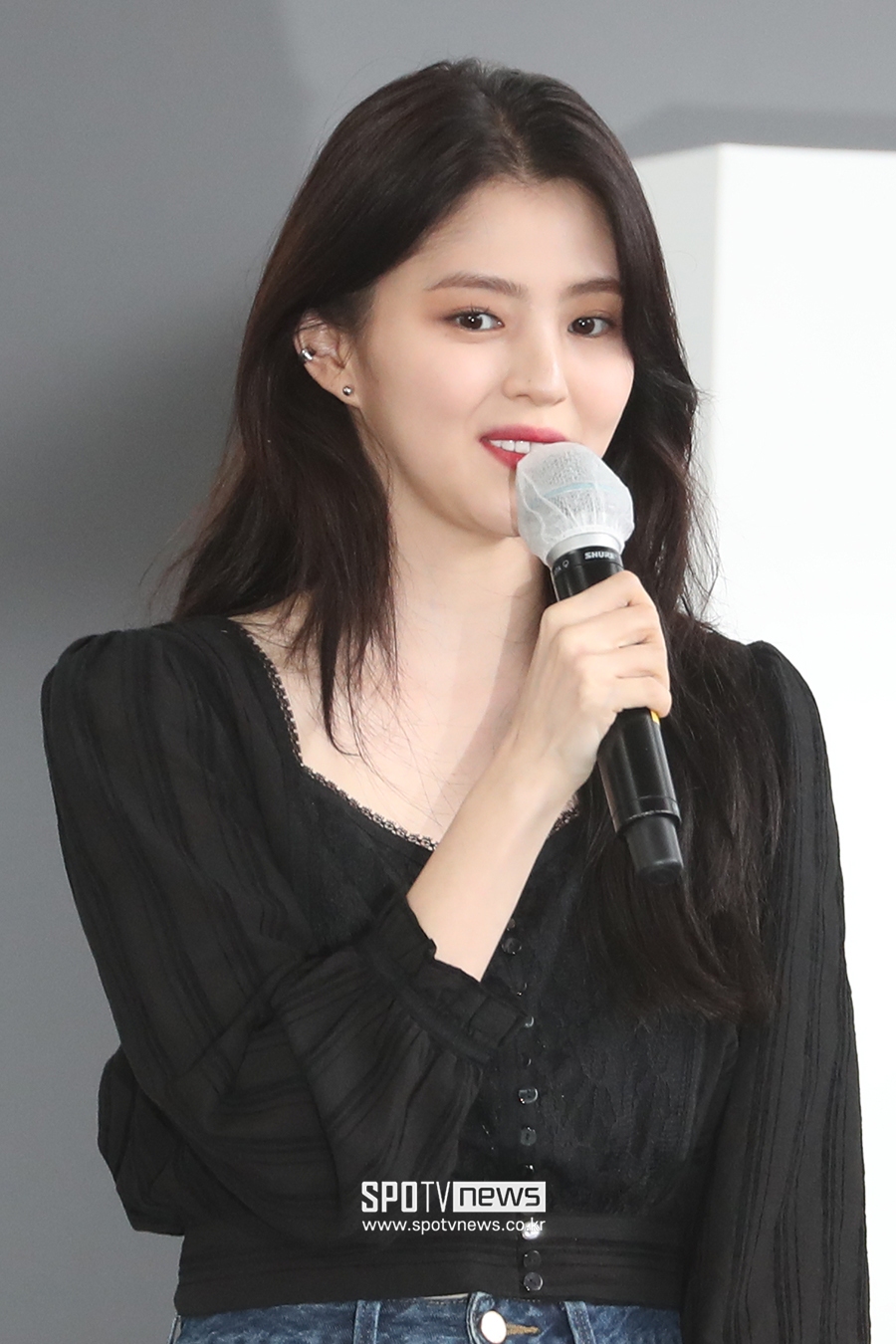 [포토S] 한소희, '팬들 만나 기뻐요'
