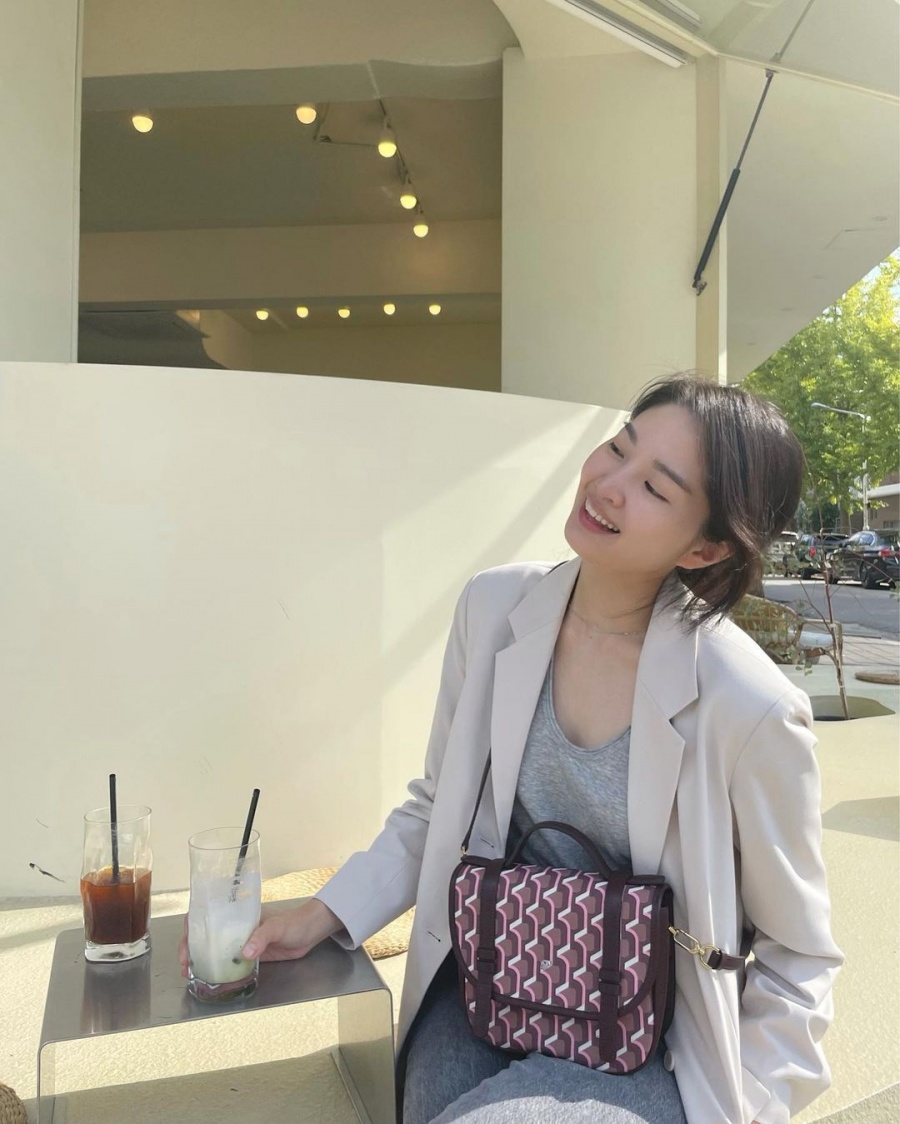 '전진♥' 류이서, 카메라 마사지 덕분인가…일상도 화보 만드는 자연미인