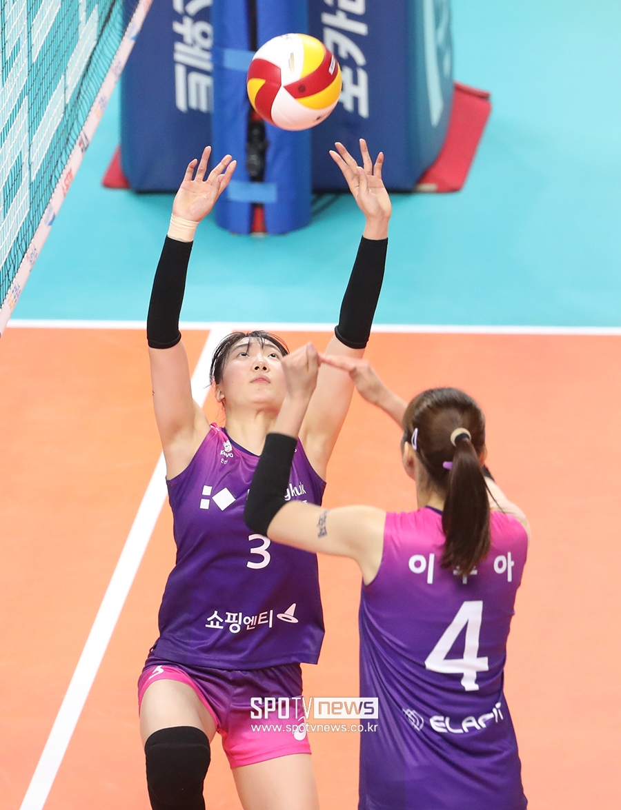 [포토S] 박혜진, 안정적인 토스