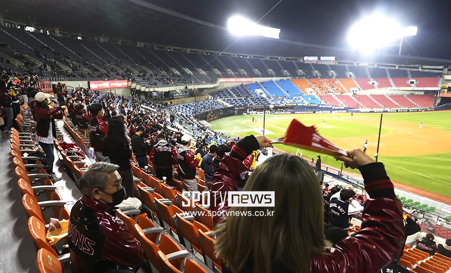 [포토S] 활기 찾은 야구장