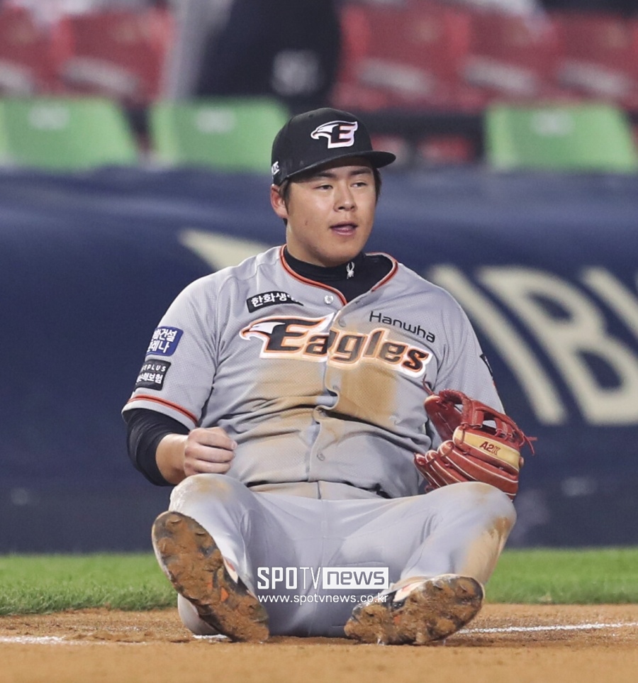 [SPO 광주] 노시환 훈련 중 발목 부상·병원 이동… 한화 라인업 변경