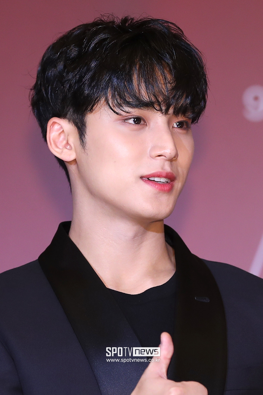 [포토S] 세븐틴 민규, 콧날이 예술
